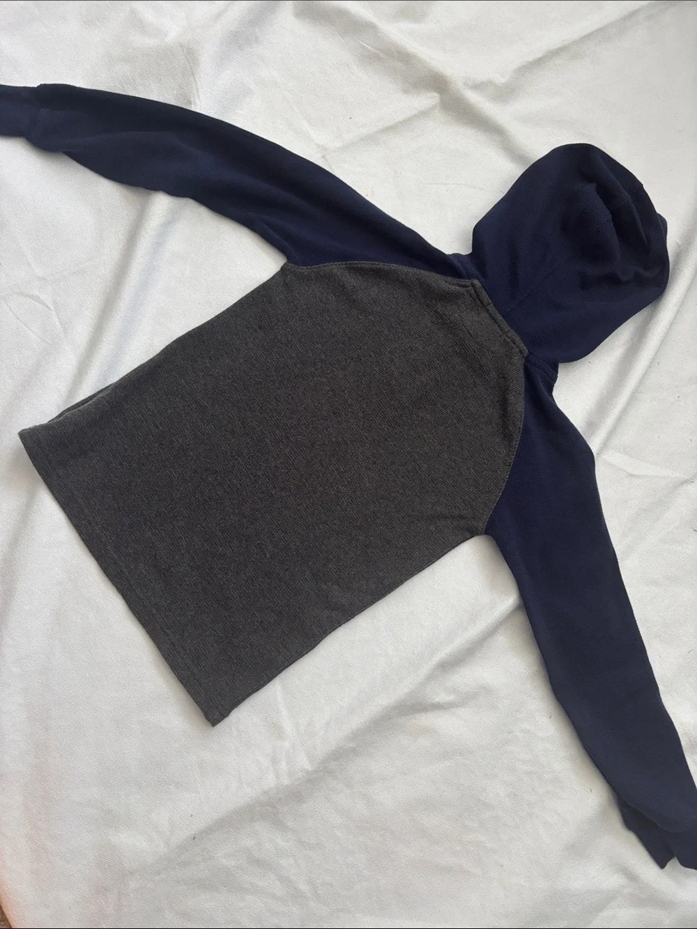POLO Ralph Lauren Charcoal Body Navy Raglan Henley with Red Logo (Boys Size 7)